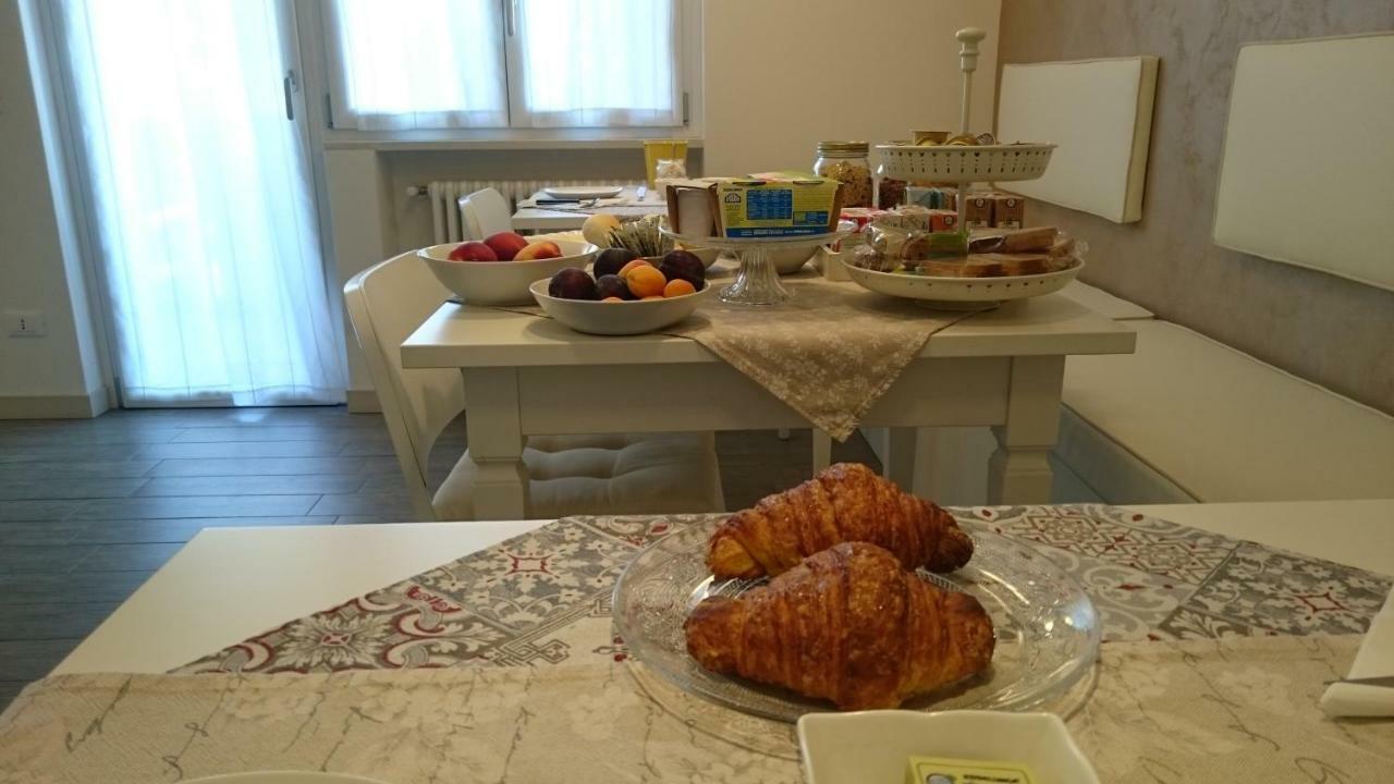 Bed And Breakfast Di Mara E Stefano Vérone Extérieur photo